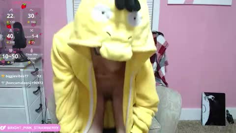 Strawberry online show from 28, 11, 2025