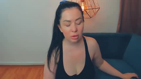 Snapshot of brilliantegirl_ chatting on 2, 6, 2026 brilliantegirl_ online show from 2, 6, 2026