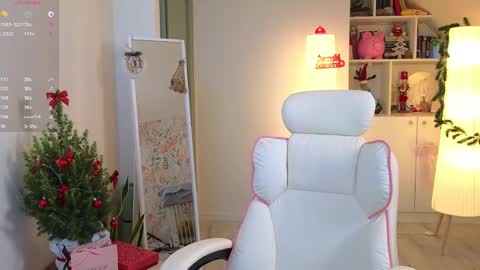 Vi. online show from 21, 12, 2024