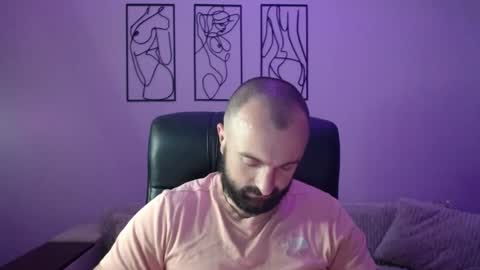 brindlefly69 online show from 24, 10, 2025