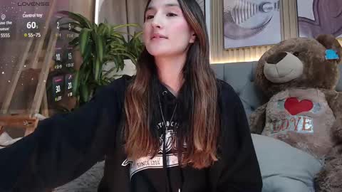 Snapshot of brinna_ev chatting on 23, 2, 2025 B R I N N A online show from 23, 2, 2025