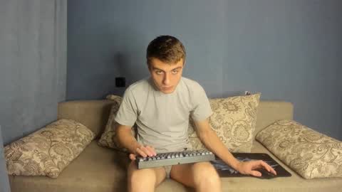 bristlebback online show from 18, 10, 2025