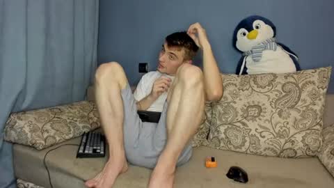 Snapshot of bristlebback chatting on 27, 6, 2026 bristlebback online show from 27, 6, 2026
