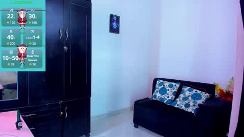 Snapshot of britannylord chatting on 18, 12, 2025 britanny lord online show from 18, 12, 2025