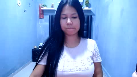 Snapshot of britanyx1 chatting on 22, 7, 2026 britanyx1 online show from 22, 7, 2026