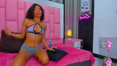 Snapshot of brithanyslim chatting on 11, 1, 2025 brithanyslim online show from 11, 1, 2025