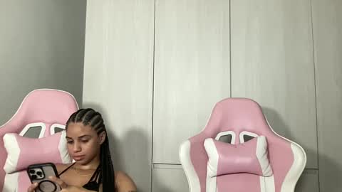 Snapshot of brithneysquirt chatting on 10, 3, 2025 brithneysquirt online show from 10, 3, 2025