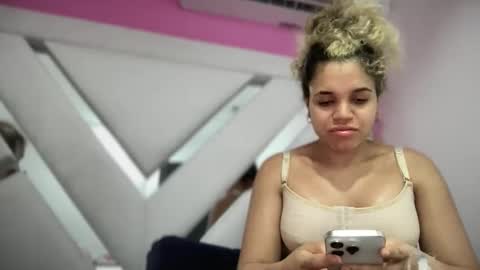 Snapshot of brithneysquirt chatting on 10, 11, 2025 brithneysquirt online show from 10, 11, 2025