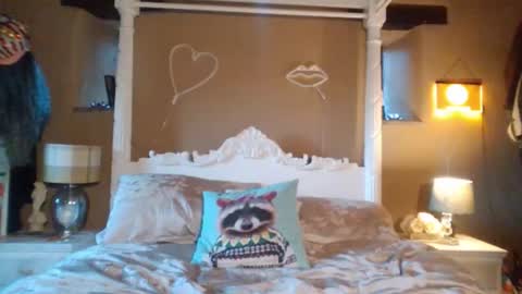 Snapshot of britishtease69 chatting on 12, 10, 2025 britishtease69 online show from 12, 10, 2025