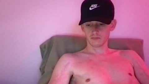 Snapshot of broke_boyz chatting on 27, 10, 2025 Sage online show from 27, 10, 2025
