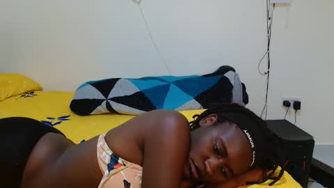 Snapshot of broken_haloo chatting on 20, 3, 2026 broken_haloo online show from 20, 3, 2026