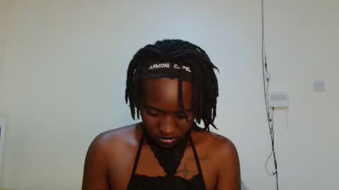 Snapshot of broken_haloo chatting on 27, 3, 2026 broken_haloo online show from 27, 3, 2026