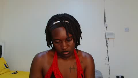 Snapshot of broken_haloo chatting on 29, 3, 2026 broken_haloo online show from 29, 3, 2026