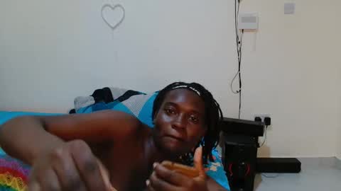 Snapshot of broken_haloo chatting on 13, 4, 2026 broken_haloo online show from 13, 4, 2026