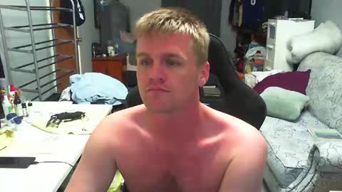 Snapshot of bronson___ chatting on 1, 10, 2025 Bronson online show from 1, 10, 2025
