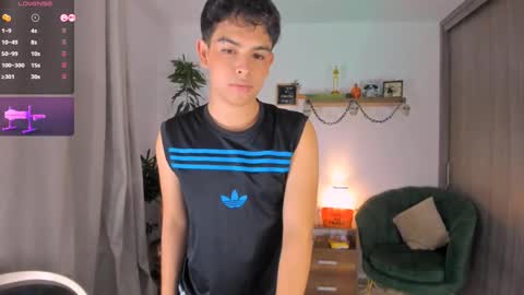 Snapshot of brook_06 chatting on 20, 10, 2025 brook online show from 20, 10, 2025