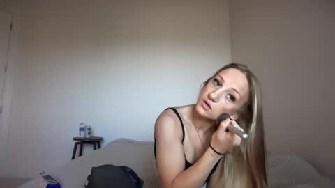 Snapshot of brookepatterson chatting on 18, 9, 2025 brookepatterson online show from 18, 9, 2025