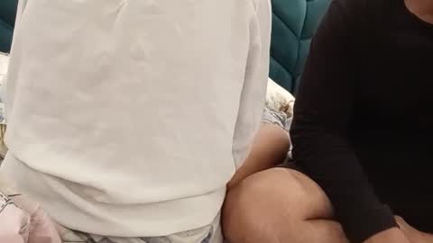 Chocolate couple online show from 15, 11, 2025