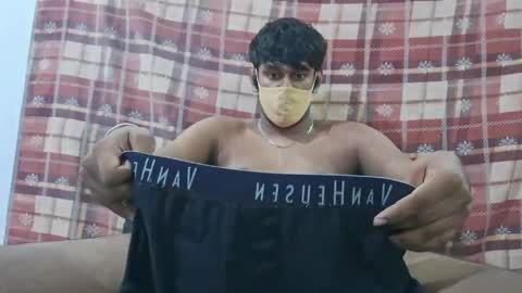 brownguy2505 online show from 21, 5, 2026