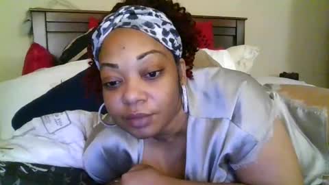 brownroundrenee online show from 21, 3, 2026