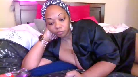 brownroundrenee online show from 31, 3, 2026