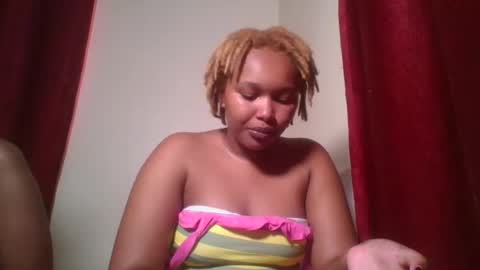 Snapshot of browny_candyz chatting on 25, 12, 2024 Tracy online show from 25, 12, 2024