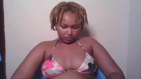 Snapshot of browny_candyz chatting on 2, 2, 2025 Tracy online show from 2, 2, 2025