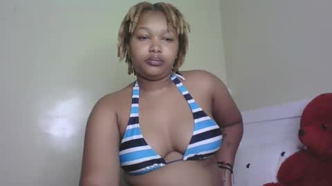 Snapshot of browny_candyz chatting on 13, 2, 2025 Tracy online show from 13, 2, 2025