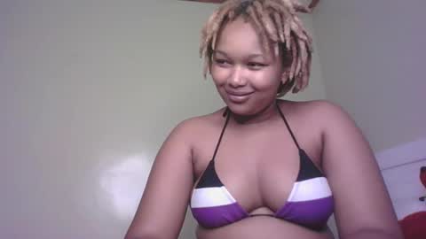 Snapshot of browny_candyz chatting on 18, 2, 2025 Tracy online show from 18, 2, 2025