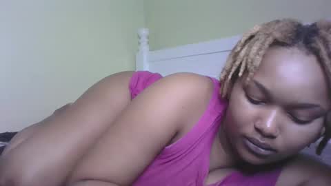 Snapshot of browny_candyz chatting on 22, 2, 2025 Tracy online show from 22, 2, 2025
