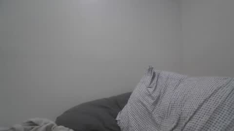 Snapshot of bruc12168 chatting on 10, 7, 2026 Bruc12168 fit slim new makemecum bigdick edging online show from 10, 7, 2026