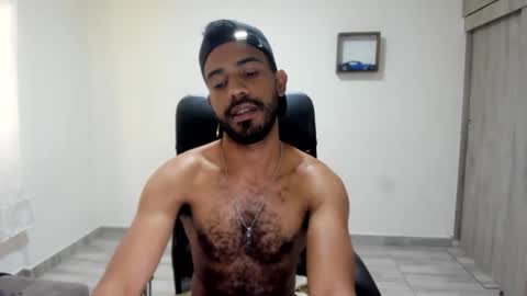 bruce_1111 online show from 30, 5, 2026