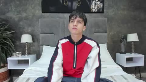 Bruce Hans online show from 5, 11, 2025