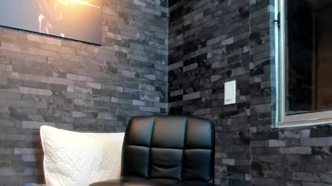 Snapshot of brucedallas chatting on 22, 2, 2026 brucedallas online show from 22, 2, 2026