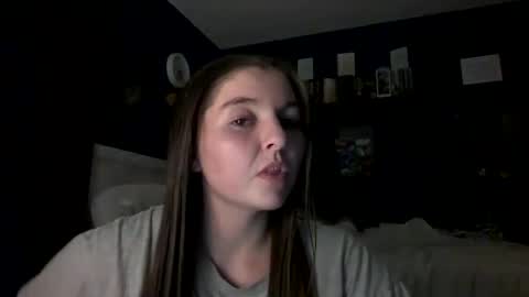 brunettebaby040 online show from 9, 10, 2025