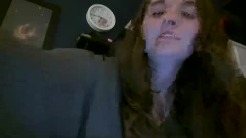 brunettebaby040 online show from 13, 10, 2025