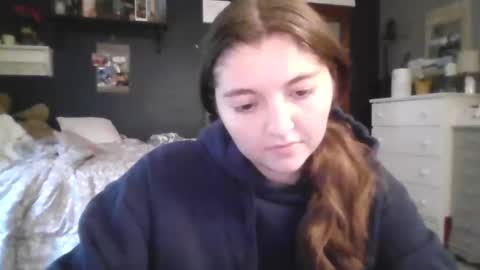 brunettebaby040 online show from 10, 11, 2025