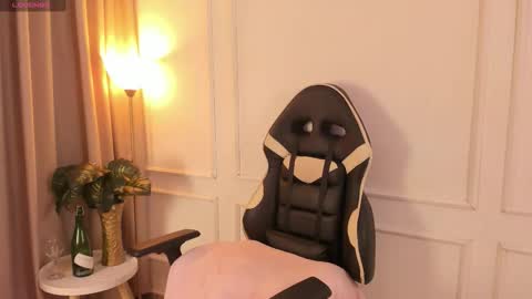 Snapshot of brunettklaryss chatting on 20, 2, 2026 Brenda online show from 20, 2, 2026