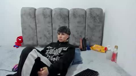 Bruno Cruz online show from 23, 4, 2026