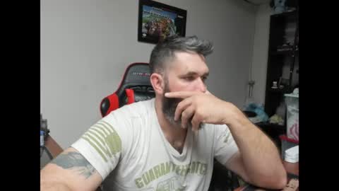 Snapshot of brutalmaster1983 chatting on 17, 4, 2026 BRUTALMASTER1983 online show from 17, 4, 2026