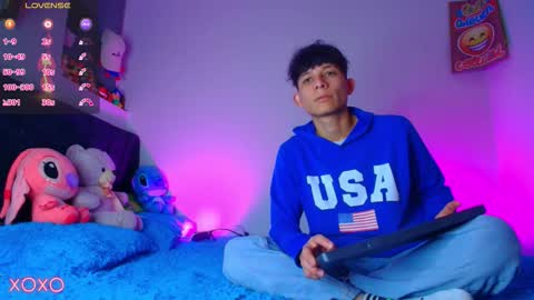 BRYAM INDEPENDENT MODEL online show from 20, 12, 2025