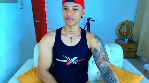 Snapshot of bryan_boy_ chatting on 8, 5, 2026 bryan online show from 8, 5, 2026