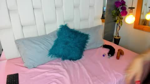 Snapshot of bryna_ chatting on 12, 1, 2025 bryna_ online show from 12, 1, 2025