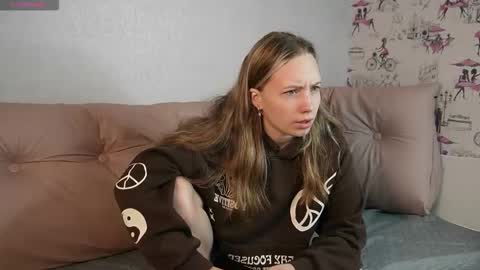 Snapshot of bubblebbb chatting on 26, 10, 2025 Sabrina online show from 26, 10, 2025