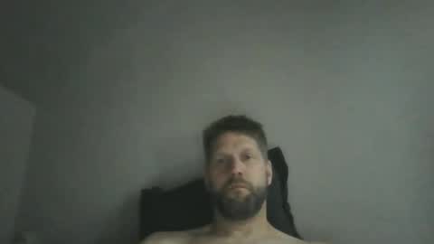 bubblebee1982 online show from 31, 5, 2026