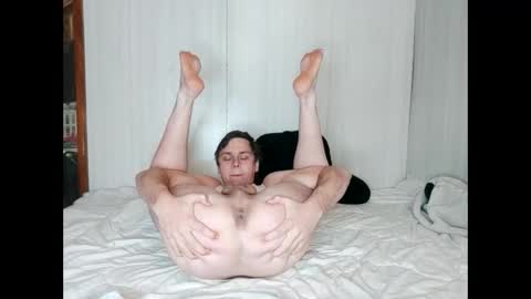 Max  candi online show from 6, 1, 2025