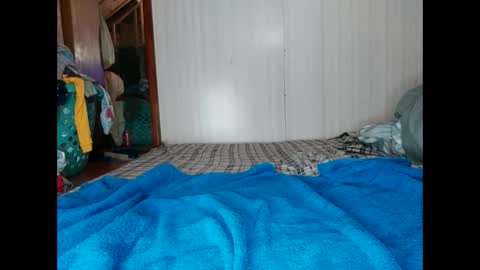 Max  candi online show from 3, 2, 2025