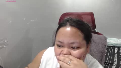 Snapshot of bubblebuttpinay chatting on 4, 2, 2026 Sunshine online show from 4, 2, 2026