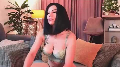 Snapshot of bubblecum4 chatting on 15, 12, 2024 MayaCroft online show from 15, 12, 2024