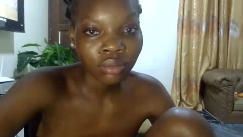 Snapshot of bubblyebony_01 chatting on 7, 6, 2026 Lucy online show from 7, 6, 2026